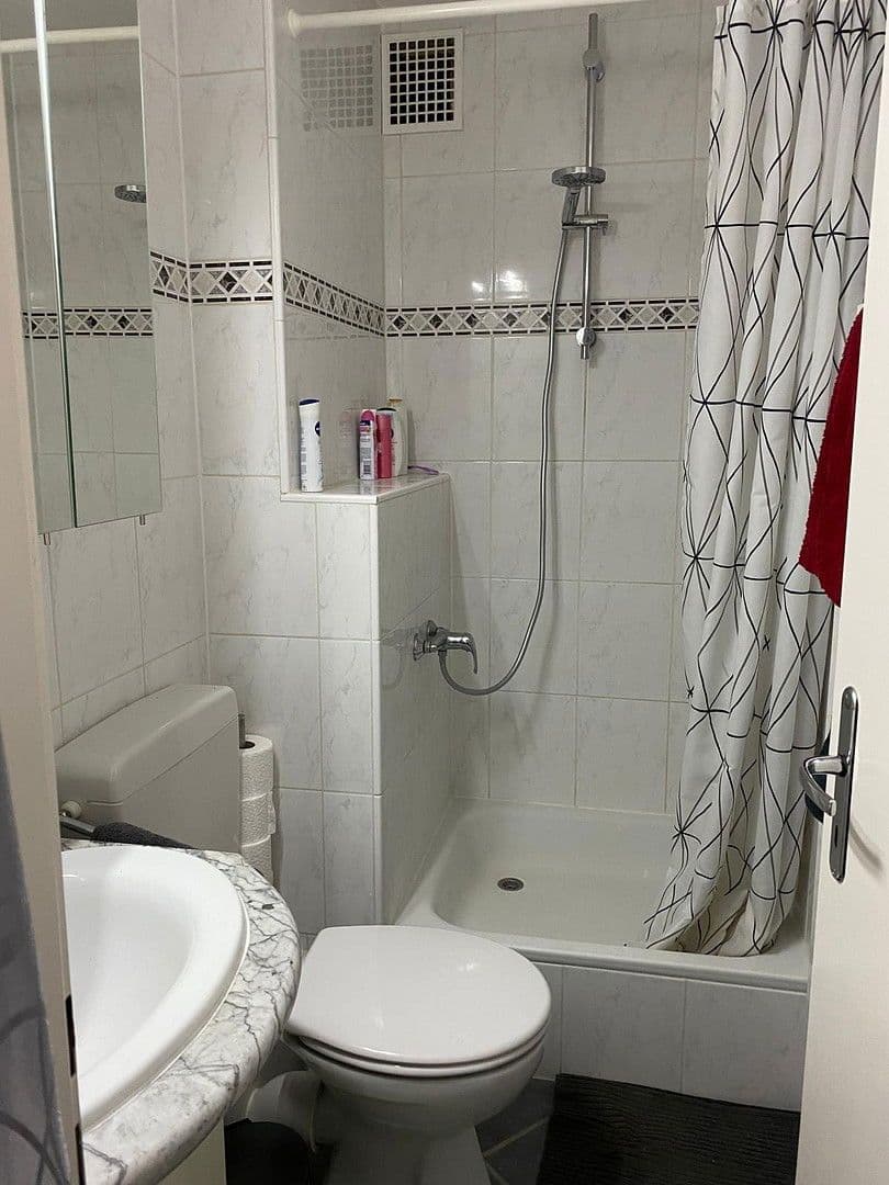 Prenájom bytu 1-izbový 26 m², Benzweg 4, Hannover, Dolné Sasko Prenájom bytu 1-izbový 26 m², Benzweg 4, Hannover, Dolné Sasko