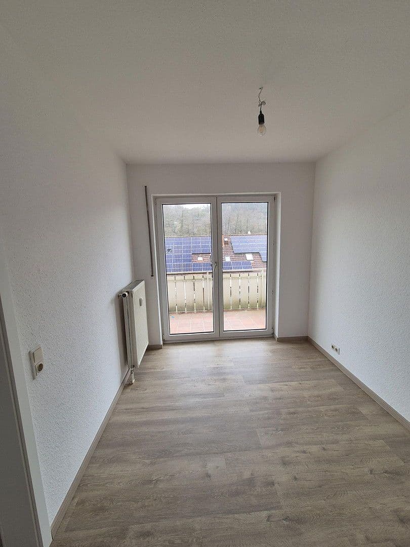 Prenájom bytu 2-izbový 73 m², Bad Soden-Salmünster, Hesensko Prenájom bytu 2-izbový 73 m², Bad Soden-Salmünster, Hesensko