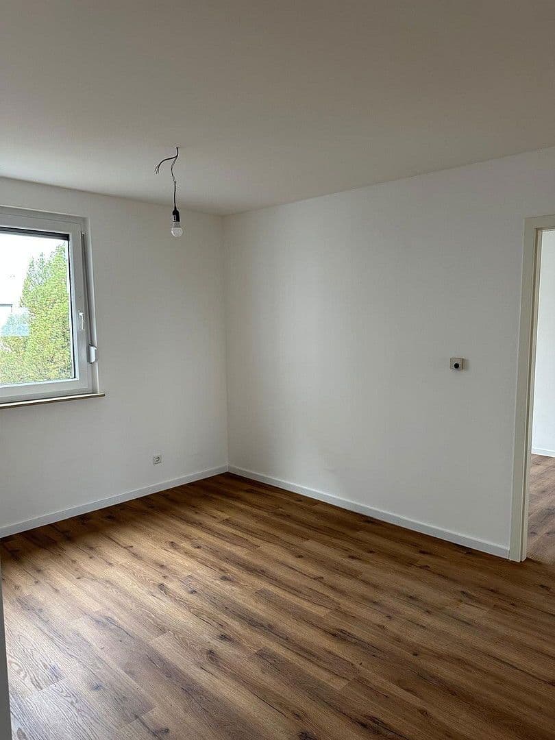 Predaj bytu 3-izbový 89 m², Laichingen, Bádensko-Wurttembersko Predaj bytu 3-izbový 89 m², Laichingen, Bádensko-Wurttembersko