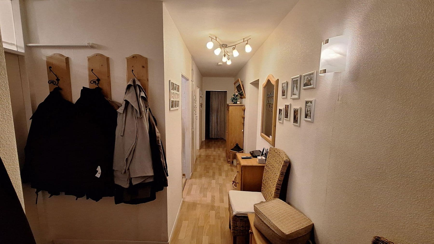 Predaj bytu 4-izbový 101 m², Frankfurt am Main, Hesensko Predaj bytu 4-izbový 101 m², Frankfurt am Main, Hesensko