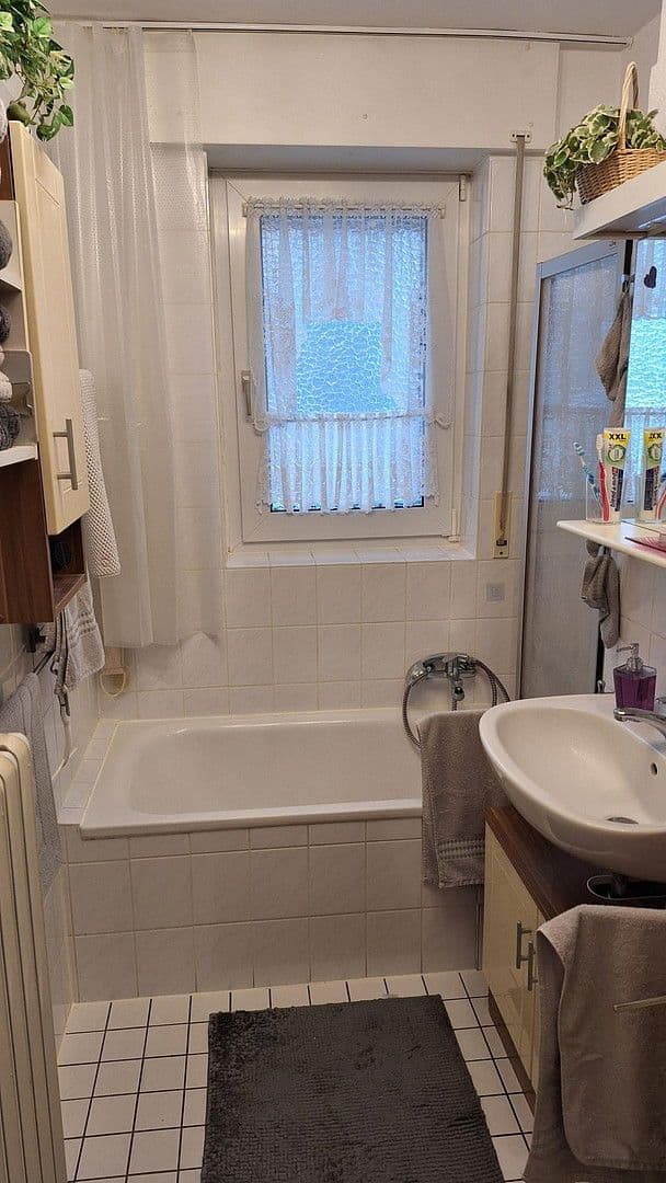 Predaj bytu 4-izbový 101 m², Frankfurt am Main, Hesensko Predaj bytu 4-izbový 101 m², Frankfurt am Main, Hesensko