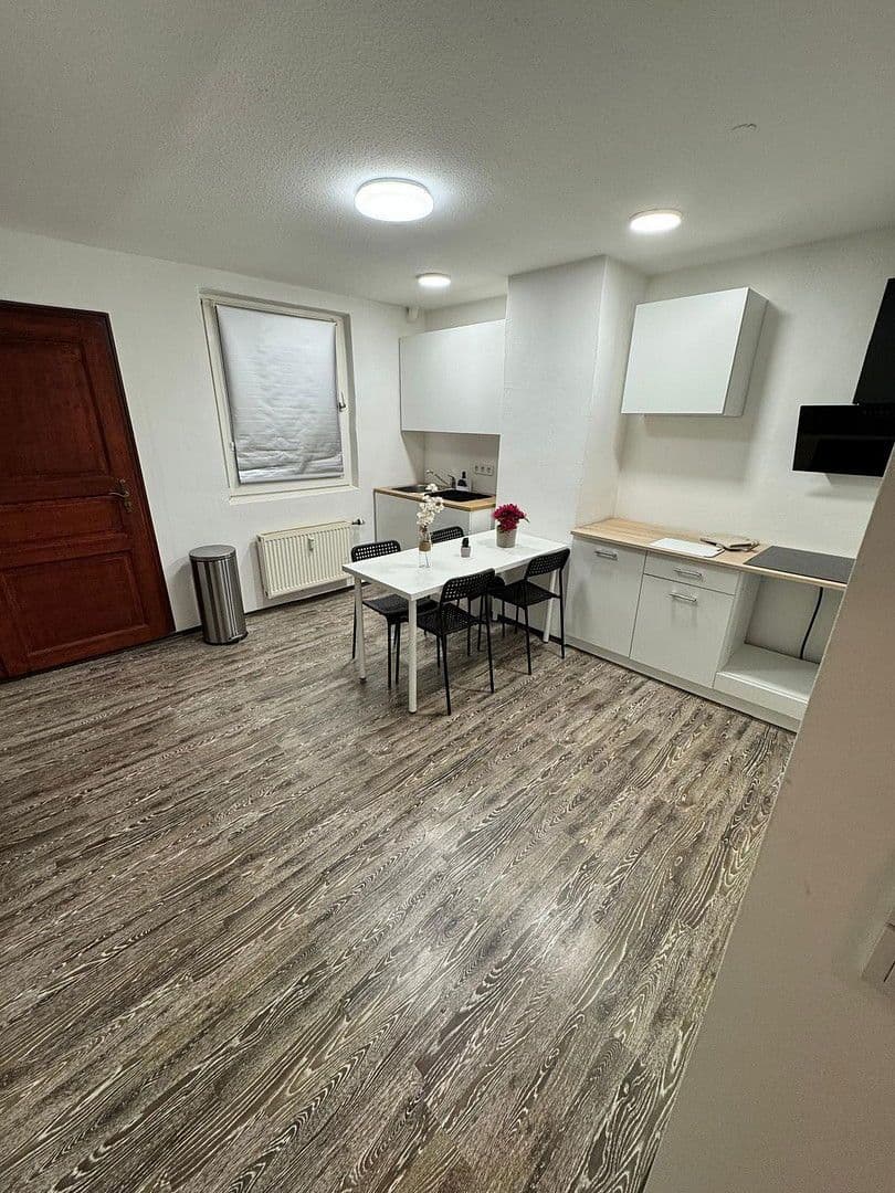 Prenájom bytu 21 m², Blumenstraße 51, Fürth, Bavorsko Prenájom bytu 21 m², Blumenstraße 51, Fürth, Bavorsko