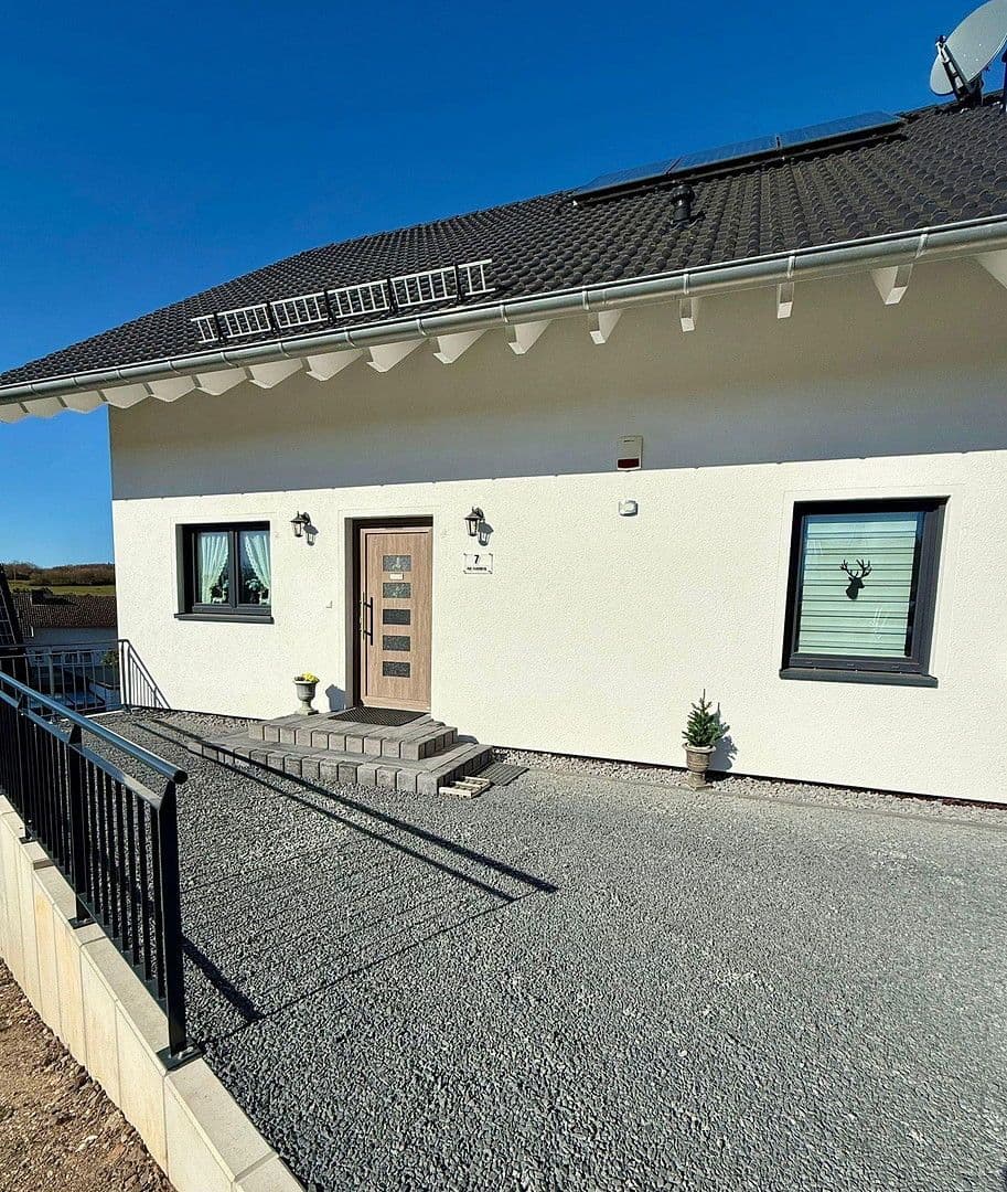 Predaj domu 144 m², pozemek 562 m², Auf Schildrig, Bad Münstereifel, Severné Porýnie - Westfálsko Predaj domu 144 m², pozemek 562 m², Auf Schildrig, Bad Münstereifel, Severné Porýnie - Westfálsko