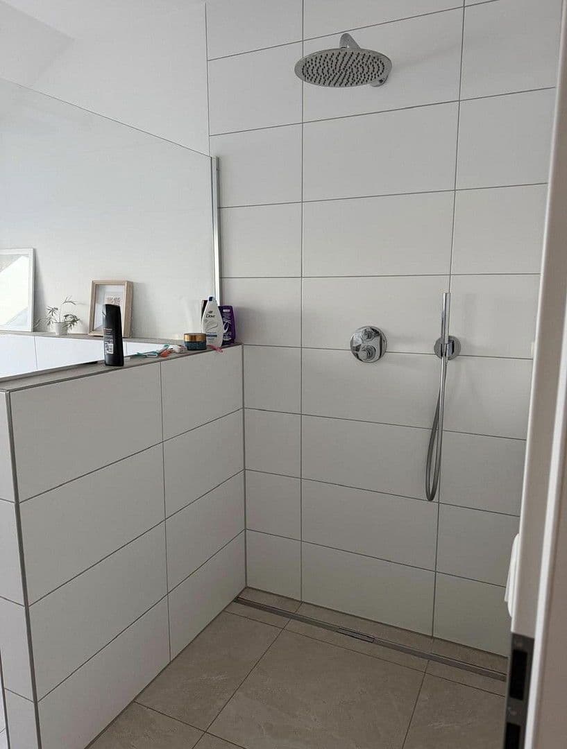 Prenájom bytu 3-izbový 130 m², Am Antoniweiher 4, Oberreichenbach, Bavorsko Prenájom bytu 3-izbový 130 m², Am Antoniweiher 4, Oberreichenbach, Bavorsko