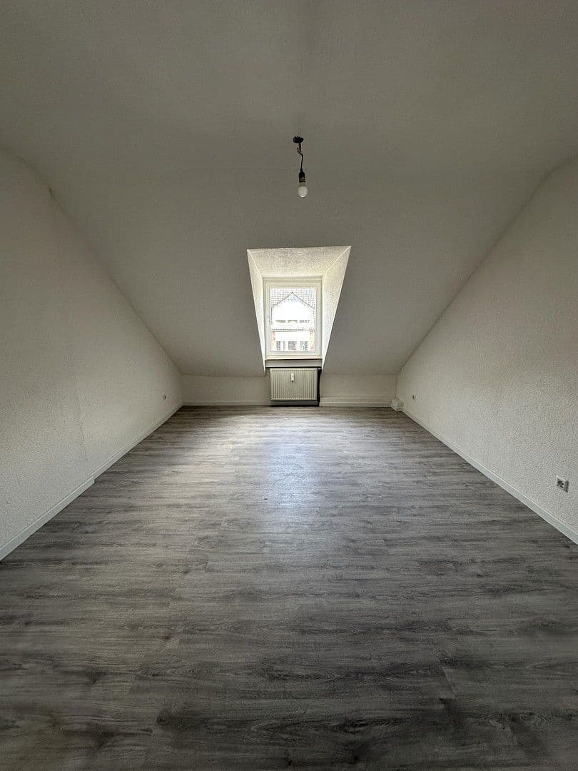 Prenájom bytu 5-izbový 110 m², Gelsenkirchen, Severné Porýnie - Westfálsko Prenájom bytu 5-izbový 110 m², Gelsenkirchen, Severné Porýnie - Westfálsko