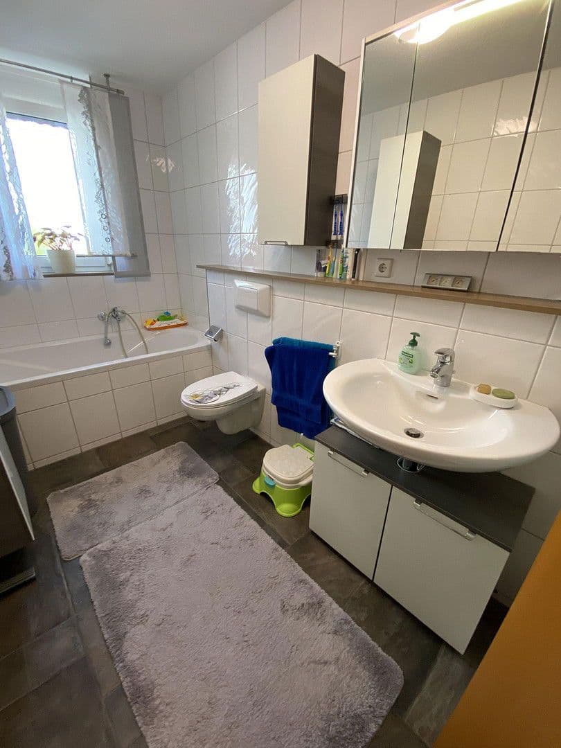 Predaj bytu 3-izbový 91 m², Im Löwengarten 14, Pfedelbach, Bádensko-Wurttembersko Predaj bytu 3-izbový 91 m², Im Löwengarten 14, Pfedelbach, Bádensko-Wurttembersko