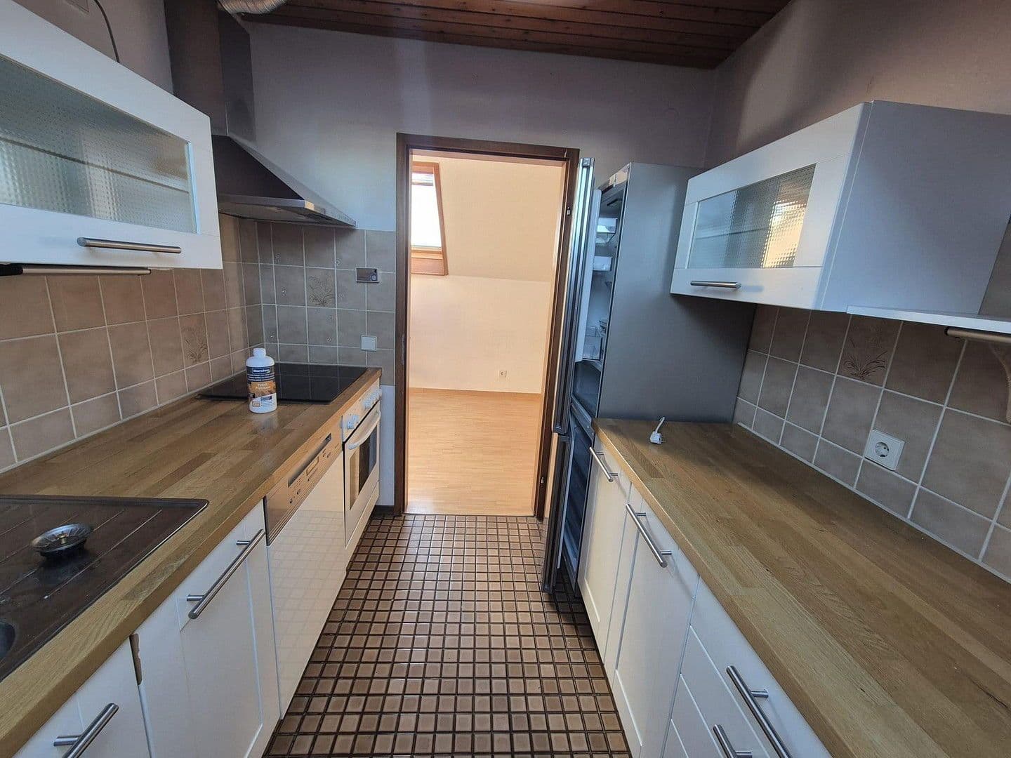 Prenájom bytu 3-izbový 70 m², Schubertweg 6, Waldenbuch, Bádensko-Wurttembersko Prenájom bytu 3-izbový 70 m², Schubertweg 6, Waldenbuch, Bádensko-Wurttembersko