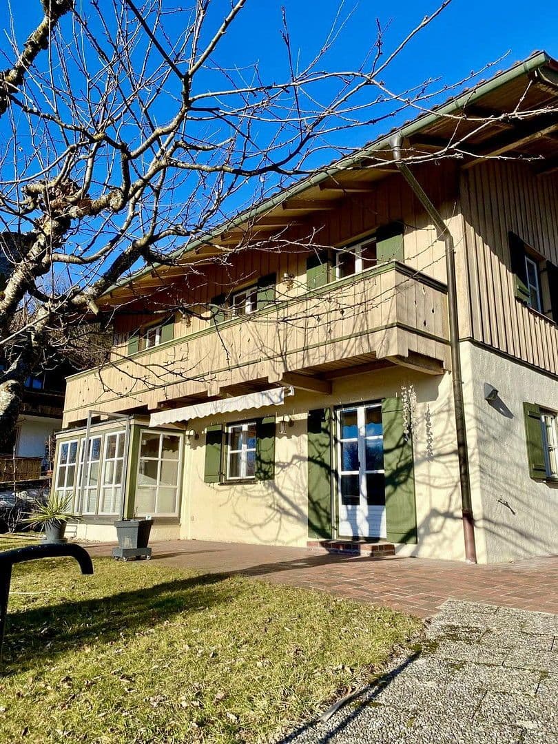 Prenájom domu 135 m², pozemek 663 m², Siegsdorf, Bavorsko Prenájom domu 135 m², pozemek 663 m², Siegsdorf, Bavorsko