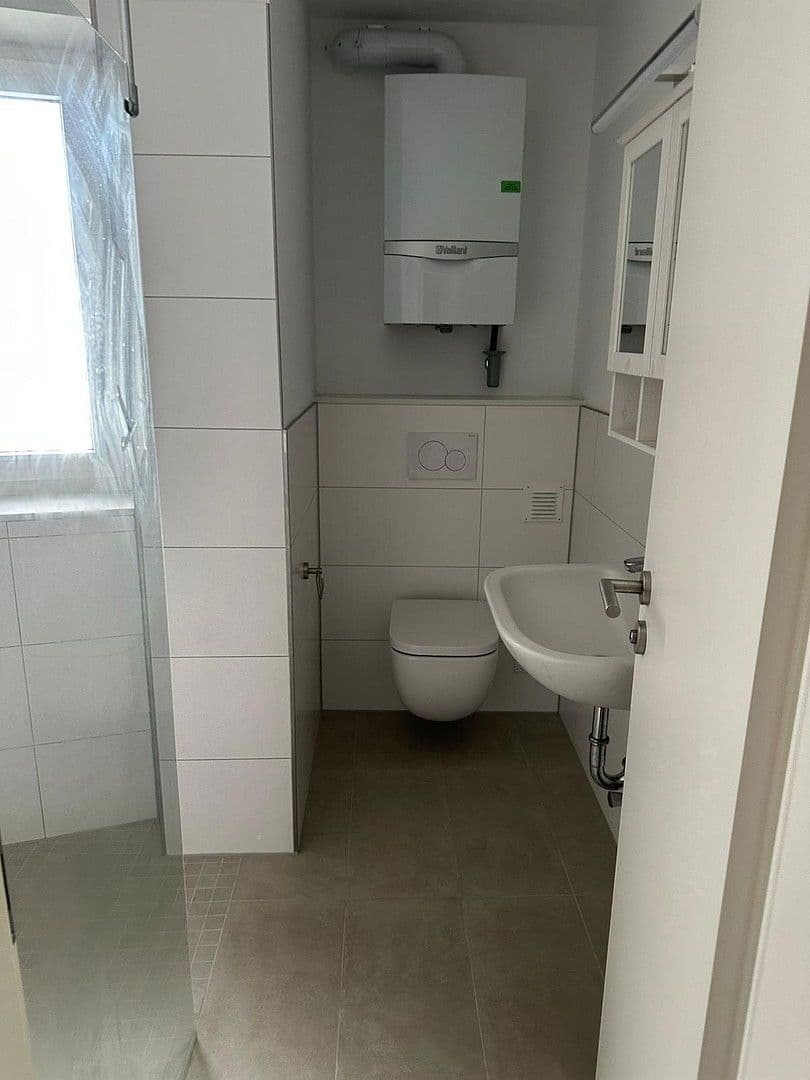 Prenájom bytu 2-izbový 45 m², Esserstr., Köln, Severné Porýnie - Westfálsko Prenájom bytu 2-izbový 45 m², Esserstr., Köln, Severné Porýnie - Westfálsko