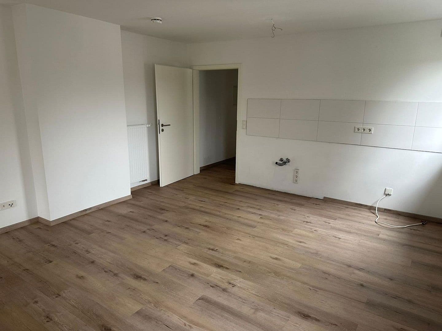 Prenájom bytu 2-izbový 45 m², Esserstr., Köln, Severné Porýnie - Westfálsko Prenájom bytu 2-izbový 45 m², Esserstr., Köln, Severné Porýnie - Westfálsko