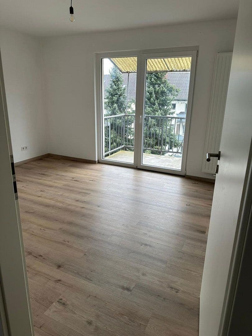 Prenájom bytu 2-izbový 45 m², Esserstr., Köln, Severné Porýnie - Westfálsko Prenájom bytu 2-izbový 45 m², Esserstr., Köln, Severné Porýnie - Westfálsko