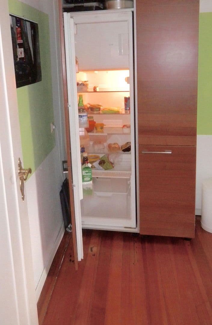 Prenájom bytu 2-izbový 80 m², Saarbrücken, Sársko Prenájom bytu 2-izbový 80 m², Saarbrücken, Sársko