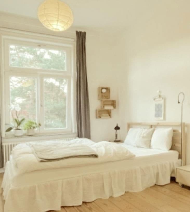 Prenájom bytu 2-izbový 80 m², Saarbrücken, Sársko Prenájom bytu 2-izbový 80 m², Saarbrücken, Sársko