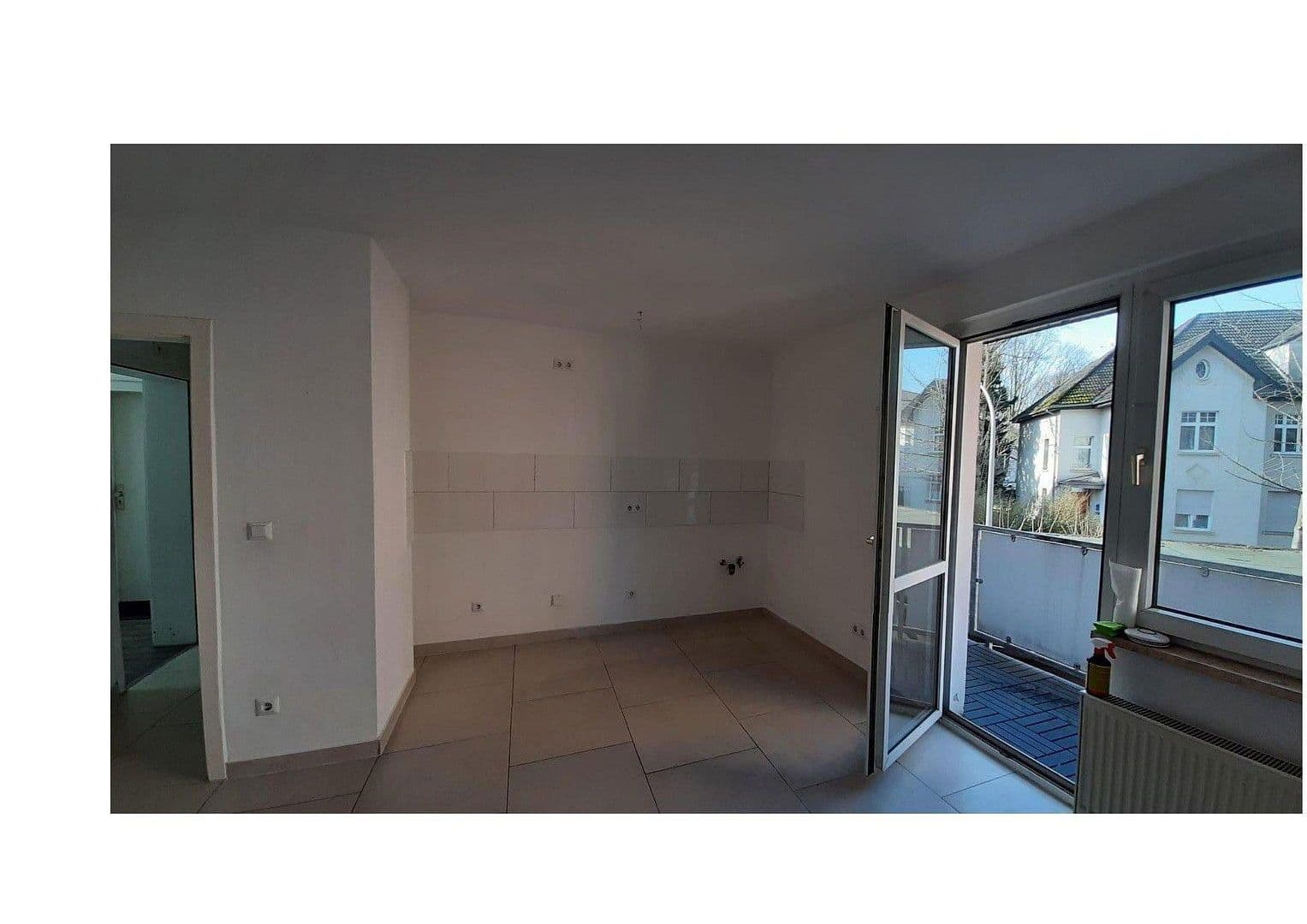 Prenájom bytu 1-izbový 31 m², Neumühler Str. 33, Duisburg, Severné Porýnie - Westfálsko Prenájom bytu 1-izbový 31 m², Neumühler Str. 33, Duisburg, Severné Porýnie - Westfálsko