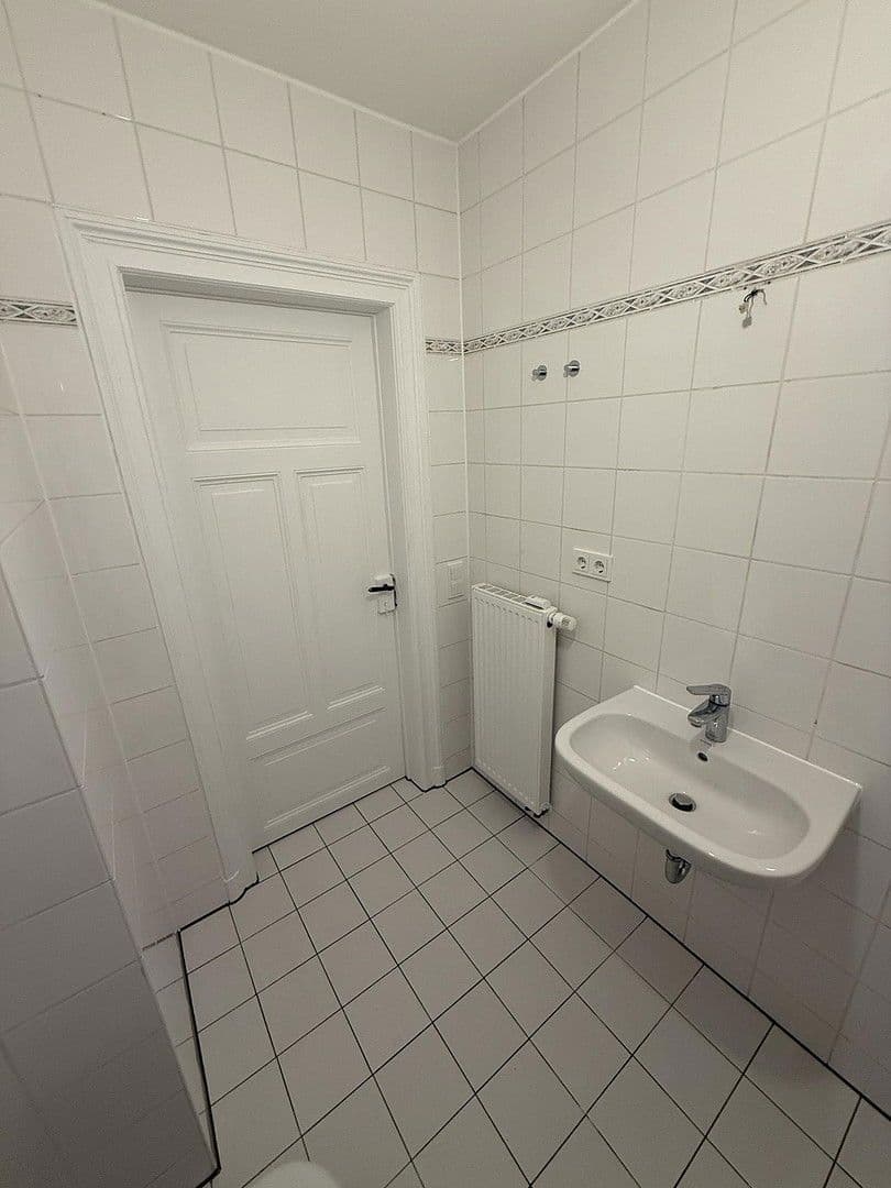 Prenájom bytu 3-izbový 68 m², Gambrinusstraße 16, Dresden, Sasko Prenájom bytu 3-izbový 68 m², Gambrinusstraße 16, Dresden, Sasko