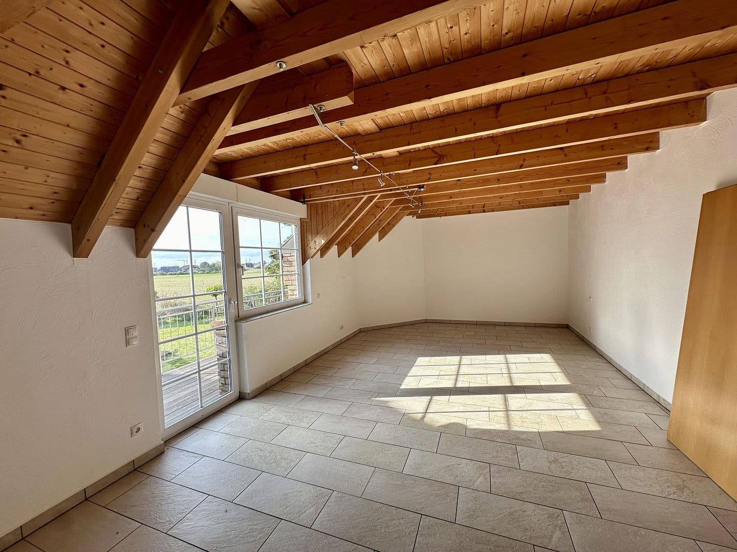 Prenájom kancelárie 1.100 m², Euskirchen, Severné Porýnie - Westfálsko Prenájom kancelárie 1.100 m², Euskirchen, Severné Porýnie - Westfálsko