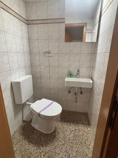 Prenájom bytu 3-izbový 94 m², Schwetzingen, Bádensko-Wurttembersko Prenájom bytu 3-izbový 94 m², Schwetzingen, Bádensko-Wurttembersko