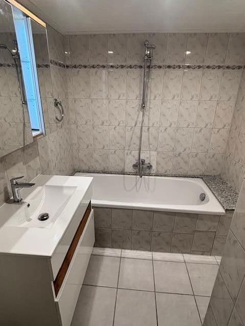 Prenájom bytu 3-izbový 94 m², Schwetzingen, Bádensko-Wurttembersko Prenájom bytu 3-izbový 94 m², Schwetzingen, Bádensko-Wurttembersko