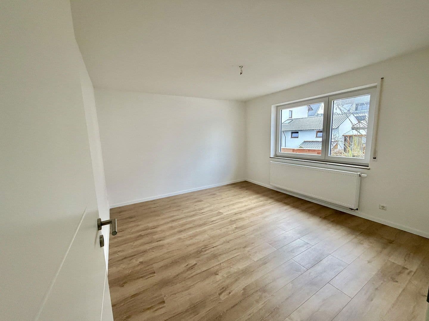 Predaj domu 108 m², pozemek 249 m², Balingen, Bádensko-Wurttembersko Predaj domu 108 m², pozemek 249 m², Balingen, Bádensko-Wurttembersko