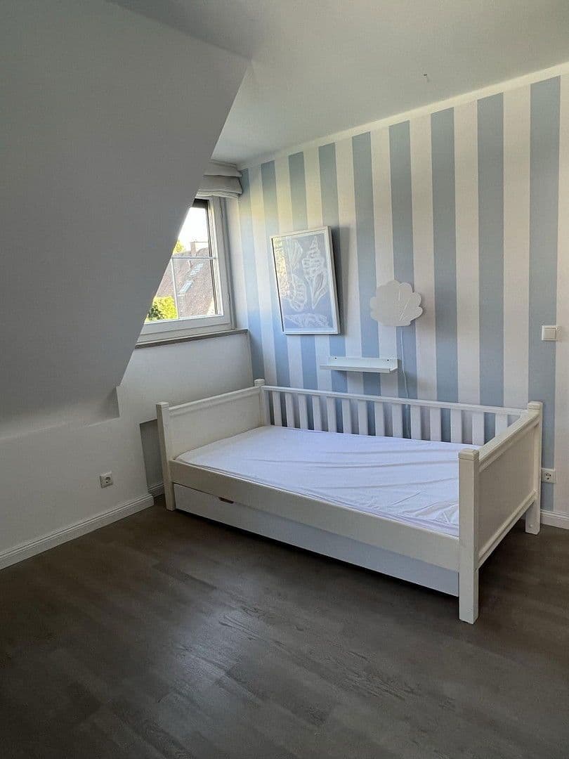 Predaj domu 151 m², pozemek 221 m², München, Bavorsko Predaj domu 151 m², pozemek 221 m², München, Bavorsko