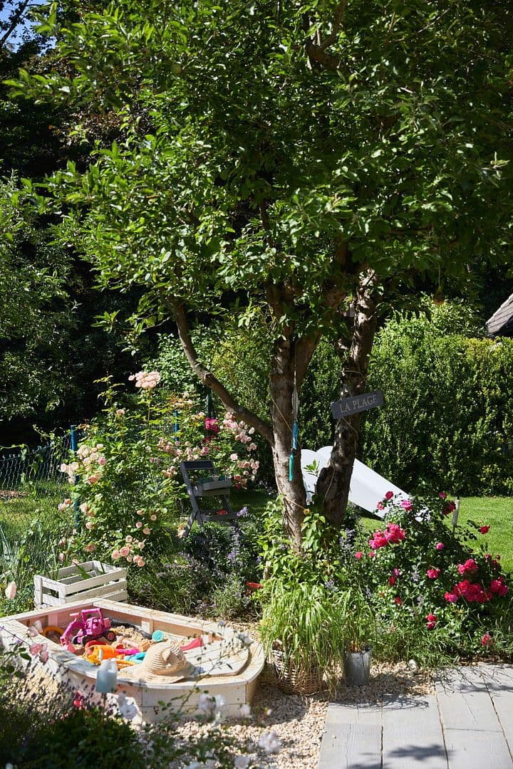 Predaj domu 151 m², pozemek 221 m², München, Bavorsko Predaj domu 151 m², pozemek 221 m², München, Bavorsko