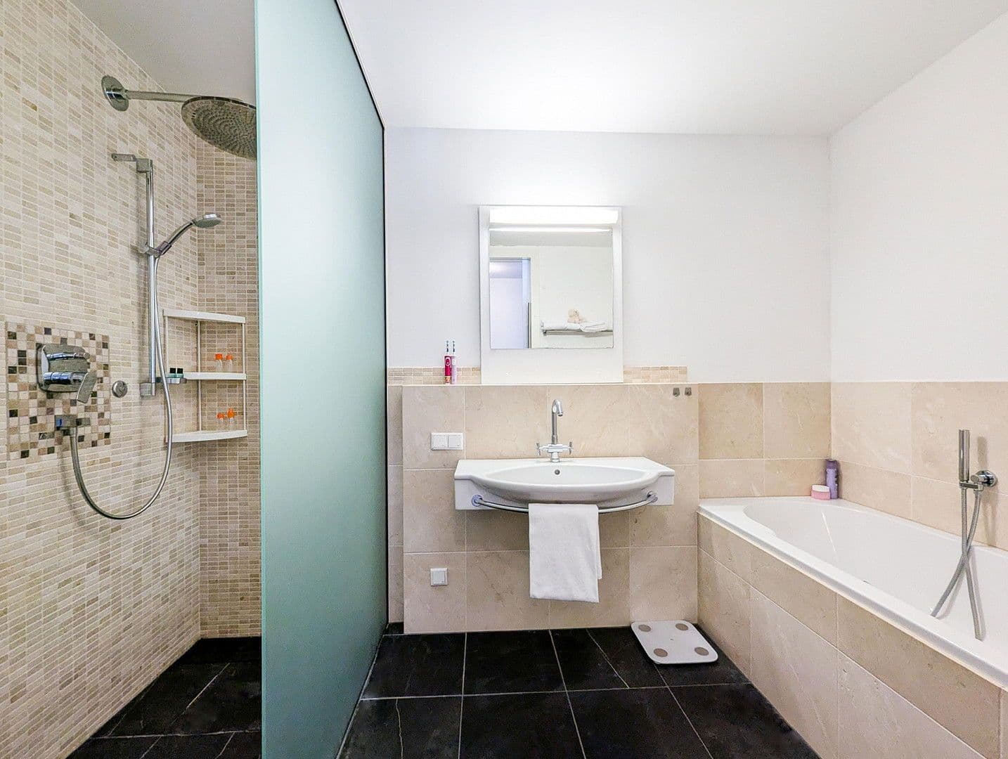 Predaj bytu 135 m², Kötschachtaler Strasse 1, Bad Gastein, Salzbursko Predaj bytu 135 m², Kötschachtaler Strasse 1, Bad Gastein, Salzbursko