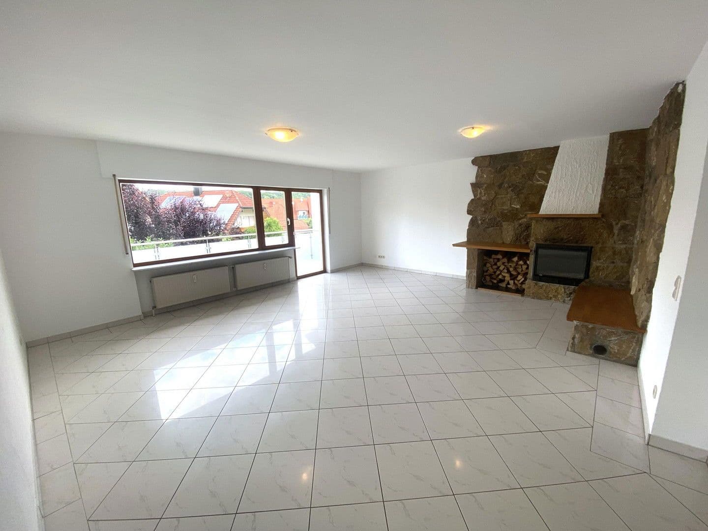 Prenájom domu 170 m², pozemek 280 m², Neidenstein, Bádensko-Wurttembersko Prenájom domu 170 m², pozemek 280 m², Neidenstein, Bádensko-Wurttembersko