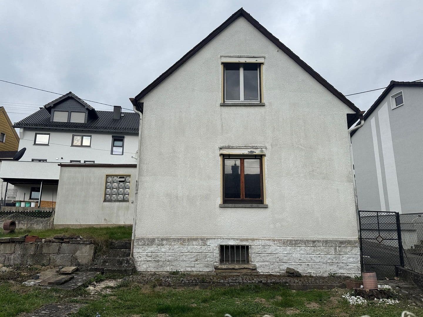 Predaj domu 95 m², pozemek 273 m², Rheinstr. 4, Hartenfels, Porýnie-Falcko Predaj domu 95 m², pozemek 273 m², Rheinstr. 4, Hartenfels, Porýnie-Falcko