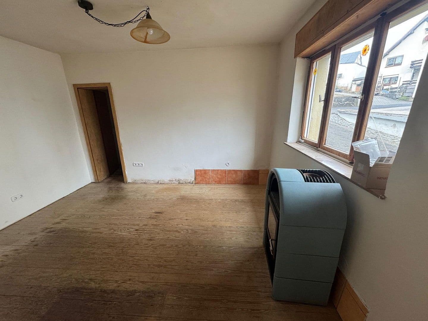 Predaj domu 95 m², pozemek 273 m², Rheinstr. 4, Hartenfels, Porýnie-Falcko Predaj domu 95 m², pozemek 273 m², Rheinstr. 4, Hartenfels, Porýnie-Falcko