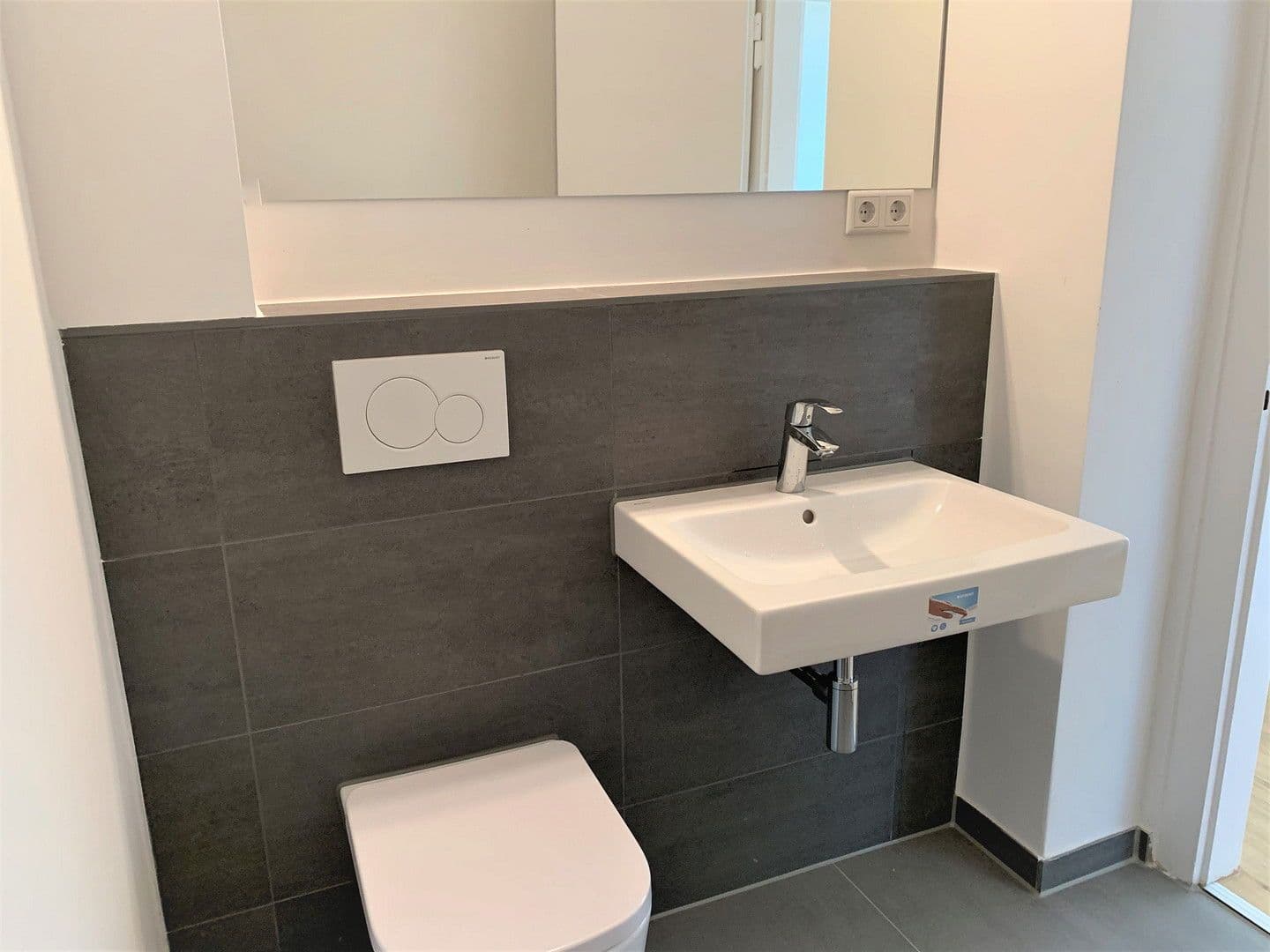 Prenájom bytu 2-izbový 91 m², Hindenburgstr. 30, Langenhagen, Dolné Sasko Prenájom bytu 2-izbový 91 m², Hindenburgstr. 30, Langenhagen, Dolné Sasko