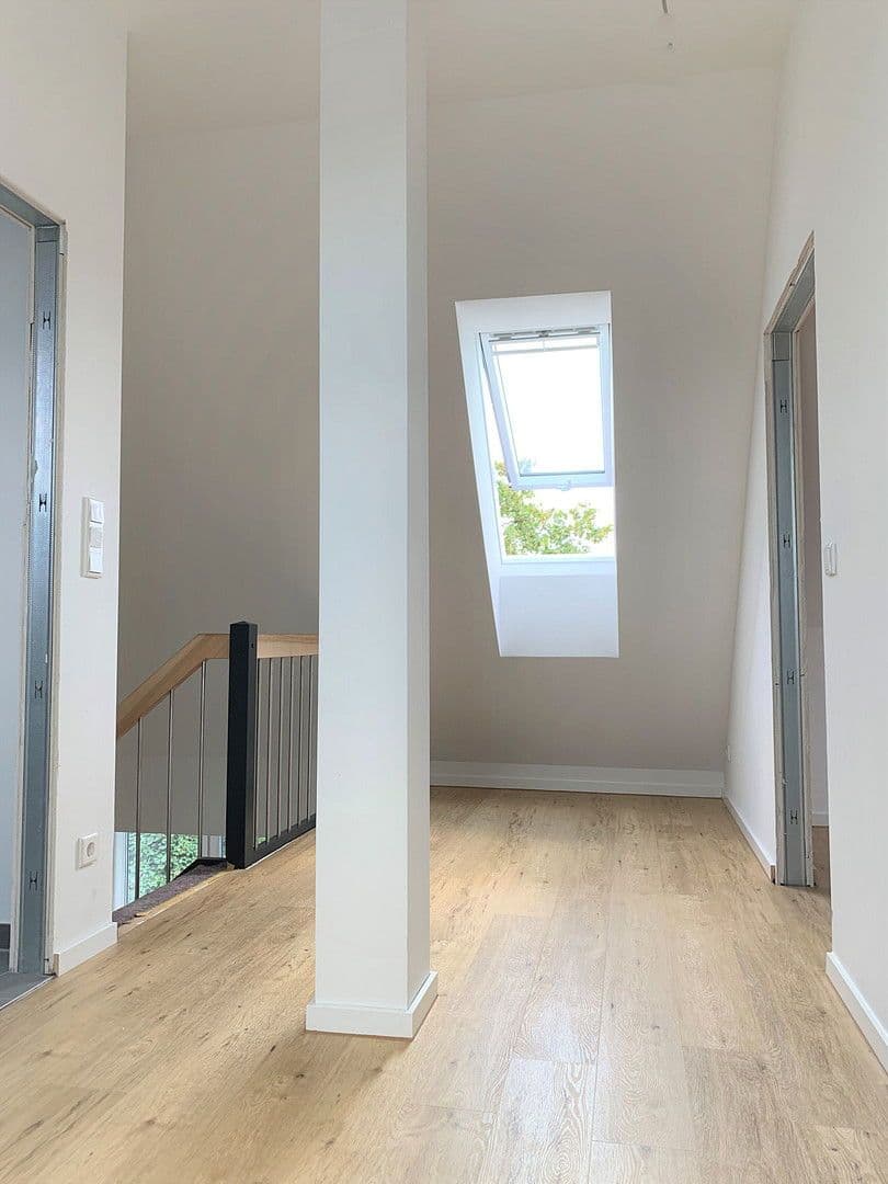 Prenájom bytu 2-izbový 91 m², Hindenburgstr. 30, Langenhagen, Dolné Sasko Prenájom bytu 2-izbový 91 m², Hindenburgstr. 30, Langenhagen, Dolné Sasko