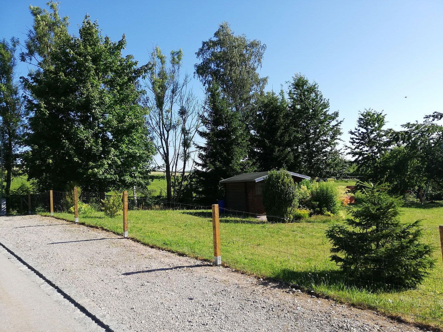 Predaj pozemku 791 m², Kehrhamer Feld 4, Heldenstein OT Weidenbach, Bavorsko Predaj pozemku 791 m², Kehrhamer Feld 4, Heldenstein OT Weidenbach, Bavorsko