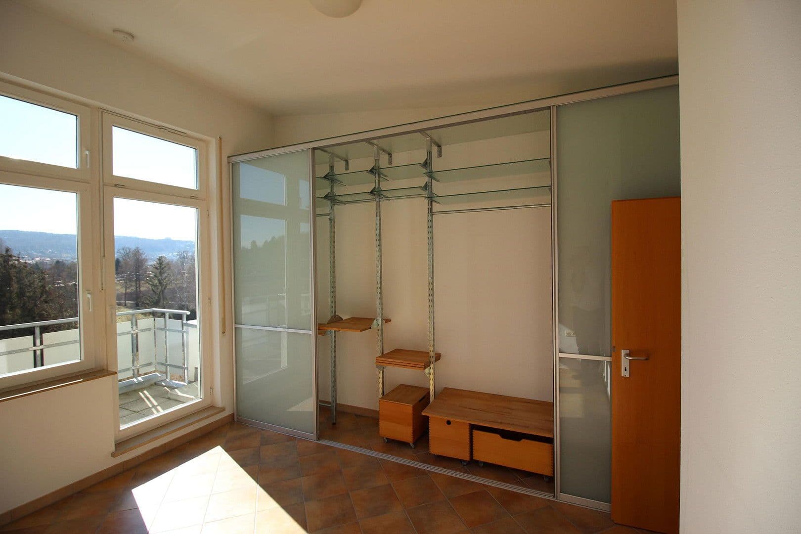 Prenájom bytu 2-izbový 50 m², Losäckerstraße 1, Stuttgart, Bádensko-Wurttembersko Prenájom bytu 2-izbový 50 m², Losäckerstraße 1, Stuttgart, Bádensko-Wurttembersko