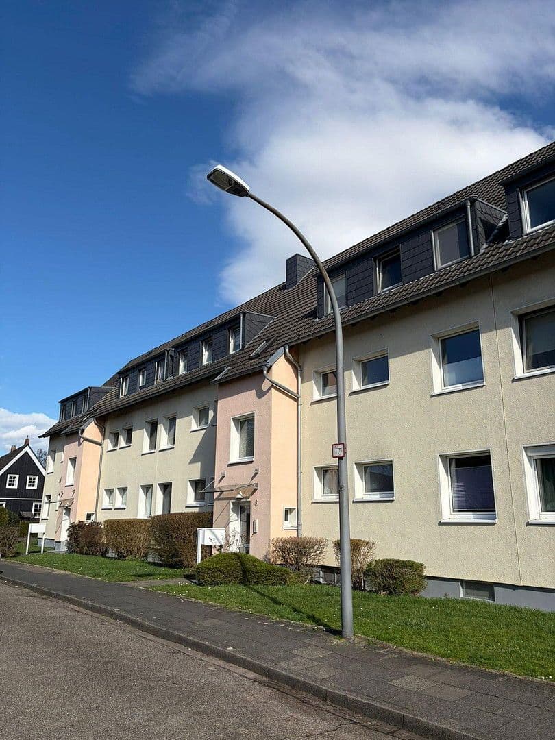 Prenájom bytu 3-izbový 51 m², Burger Platz 2, Köln, Severné Porýnie - Westfálsko Prenájom bytu 3-izbový 51 m², Burger Platz 2, Köln, Severné Porýnie - Westfálsko