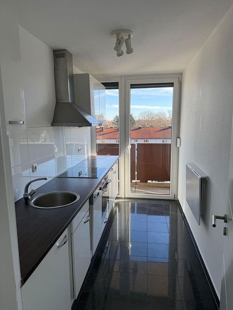 Prenájom bytu 2-izbový 61 m², Brieger Str. 7, München, Bavorsko Prenájom bytu 2-izbový 61 m², Brieger Str. 7, München, Bavorsko