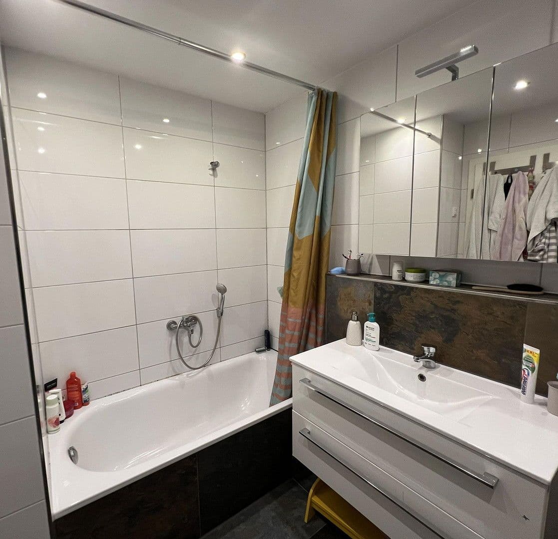 Prenájom bytu 5-izbový 136 m², Frauenlobstraße 39, Mainz, Porýnie-Falcko Prenájom bytu 5-izbový 136 m², Frauenlobstraße 39, Mainz, Porýnie-Falcko