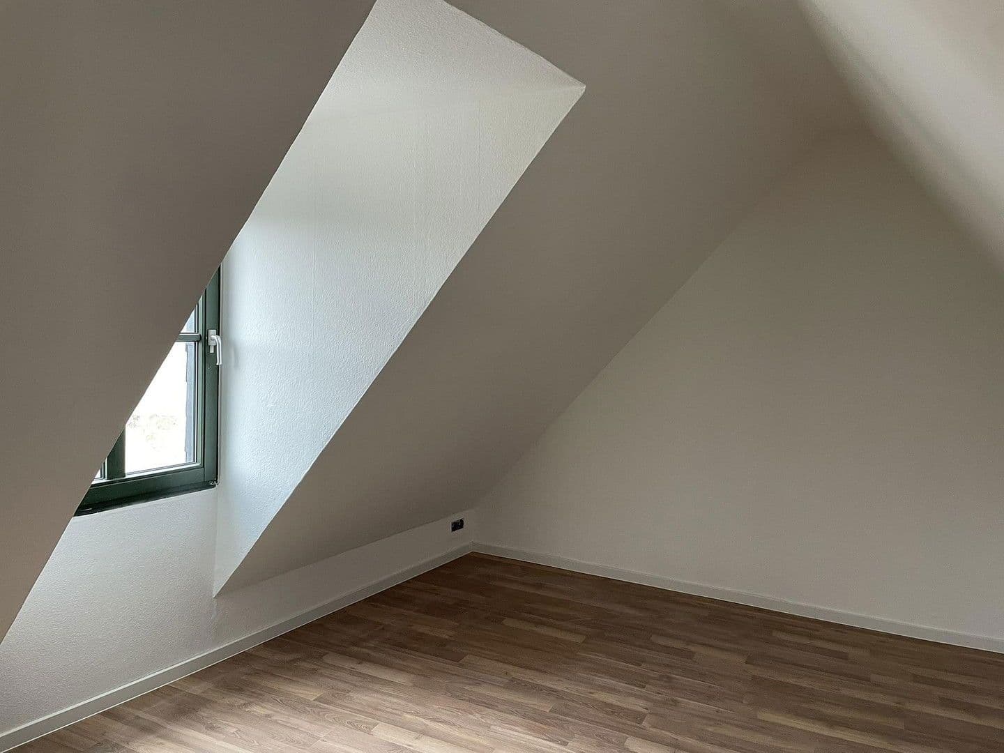 Predaj bytu 3-izbový 108 m², Rosmarinstraße 45, Oschatz, Sasko Predaj bytu 3-izbový 108 m², Rosmarinstraße 45, Oschatz, Sasko