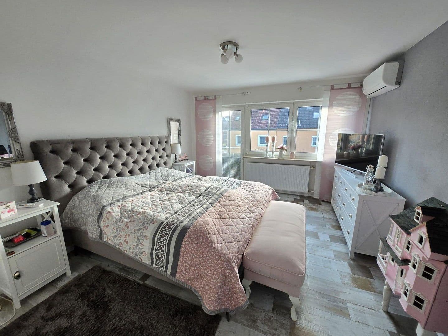 Predaj domu 124 m², pozemek 212 m², Ansbach, Bavorsko Predaj domu 124 m², pozemek 212 m², Ansbach, Bavorsko