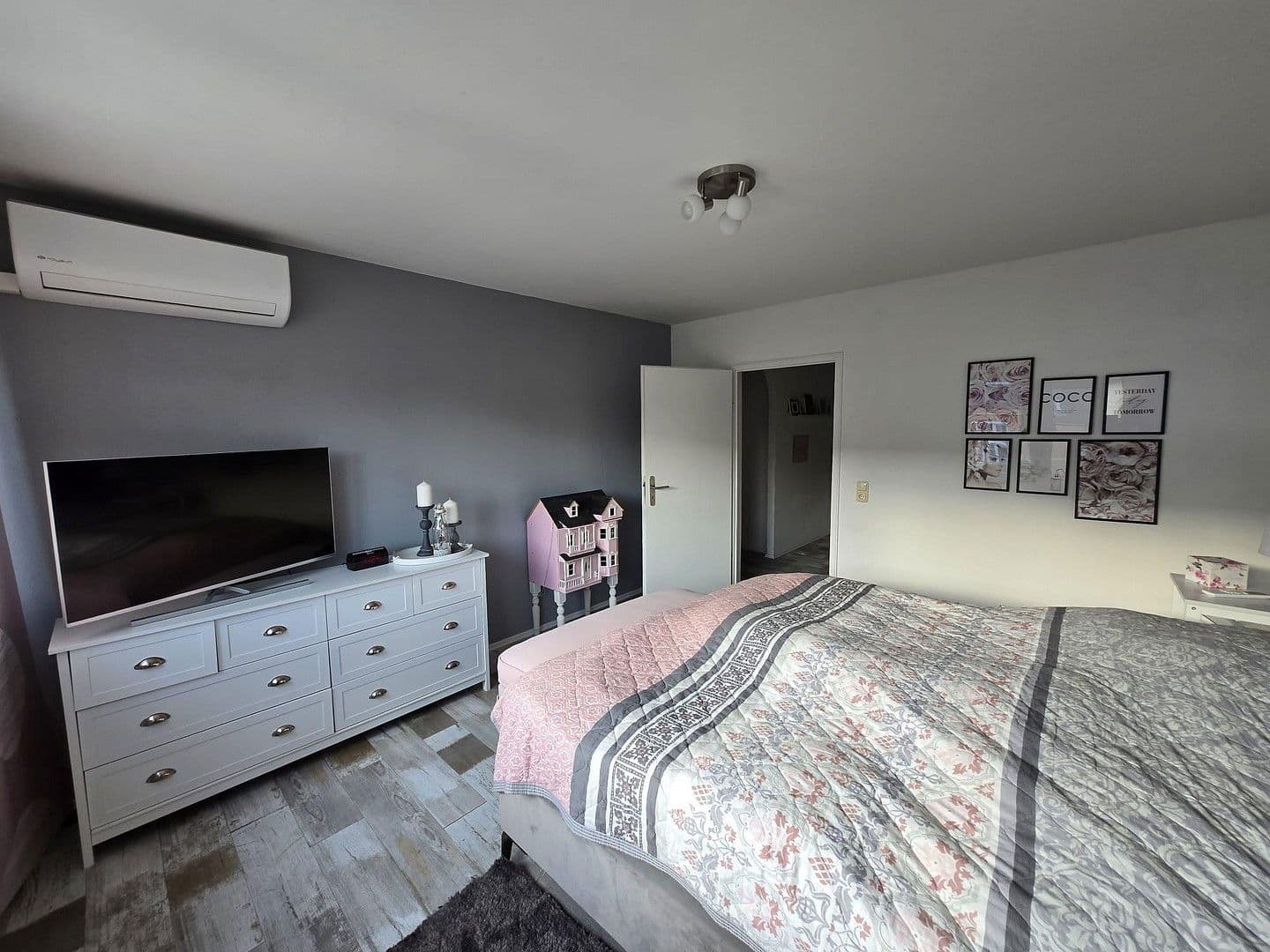 Predaj domu 124 m², pozemek 212 m², Ansbach, Bavorsko Predaj domu 124 m², pozemek 212 m², Ansbach, Bavorsko