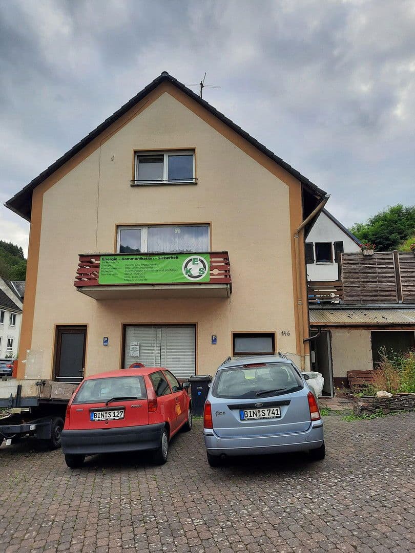 Prenájom bytu 4-izbový 100 m², Rheingoldstraße 146, Oberdiebach, Porýnie-Falcko Prenájom bytu 4-izbový 100 m², Rheingoldstraße 146, Oberdiebach, Porýnie-Falcko