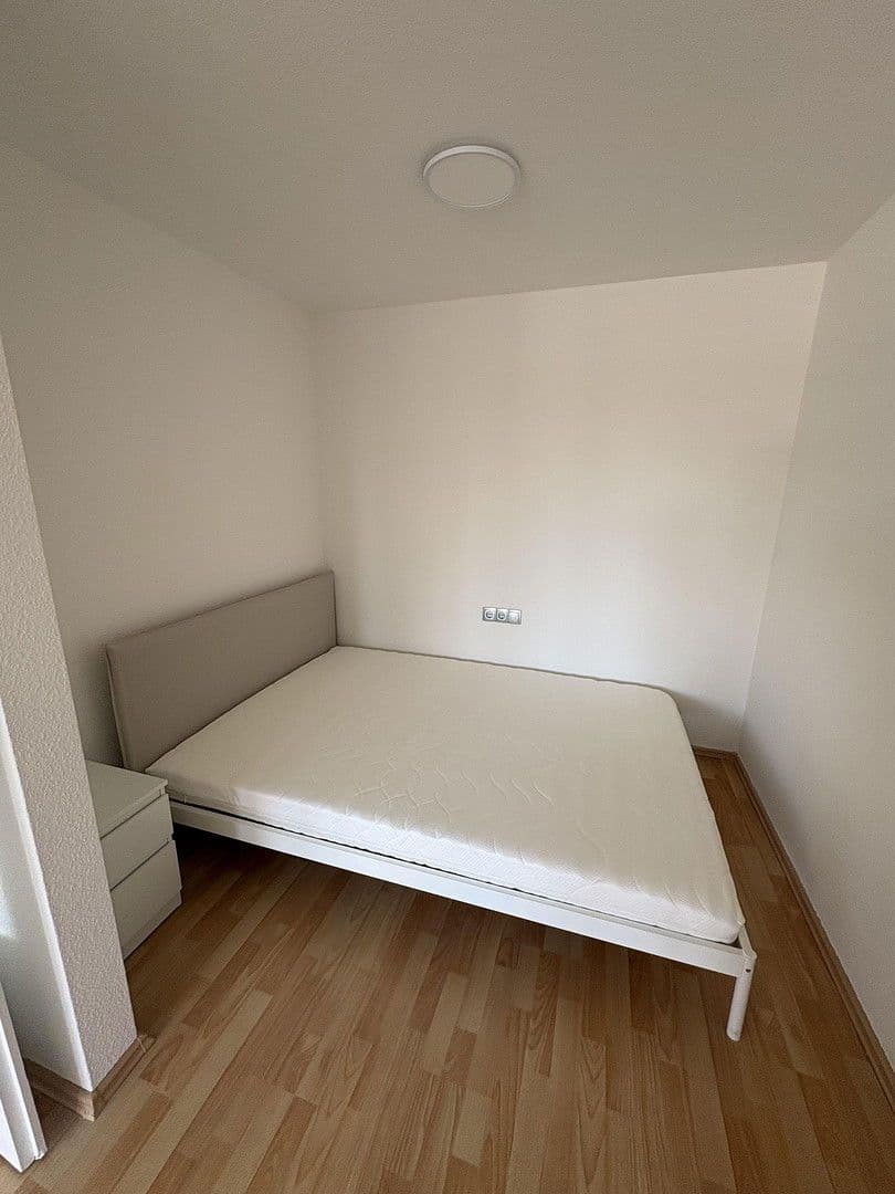 Prenájom bytu 1-izbový 55 m², Tiergartenstraße 29, Böblingen, Bádensko-Wurttembersko Prenájom bytu 1-izbový 55 m², Tiergartenstraße 29, Böblingen, Bádensko-Wurttembersko