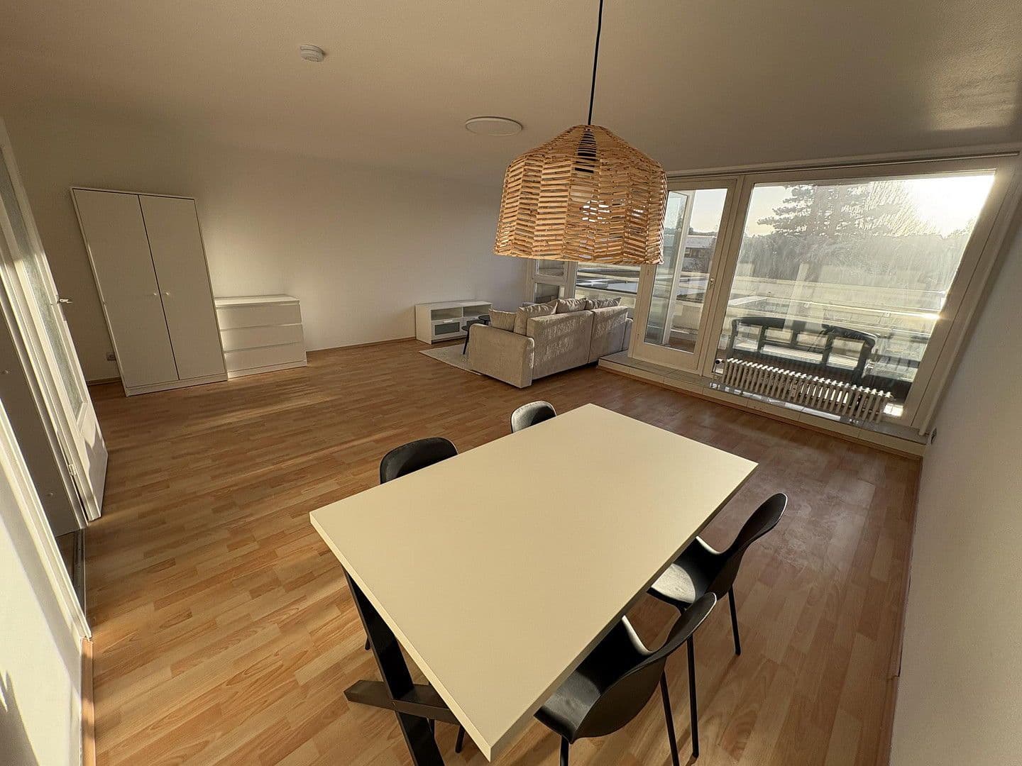 Prenájom bytu 1-izbový 55 m², Tiergartenstraße 29, Böblingen, Bádensko-Wurttembersko Prenájom bytu 1-izbový 55 m², Tiergartenstraße 29, Böblingen, Bádensko-Wurttembersko