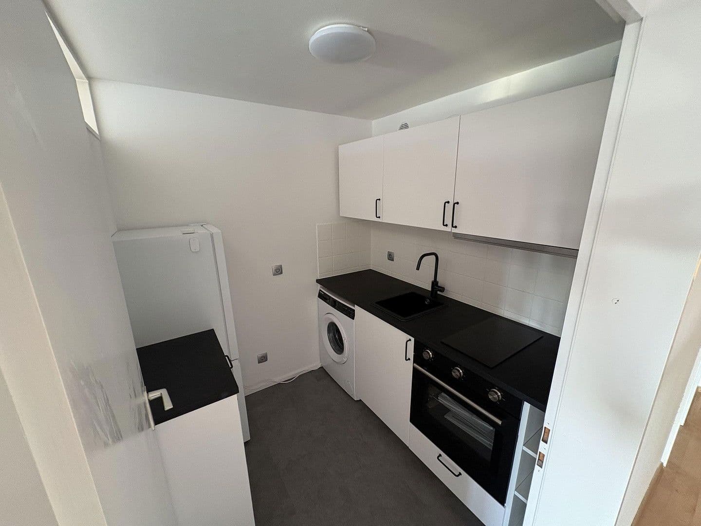 Prenájom bytu 1-izbový 55 m², Tiergartenstraße 29, Böblingen, Bádensko-Wurttembersko Prenájom bytu 1-izbový 55 m², Tiergartenstraße 29, Böblingen, Bádensko-Wurttembersko