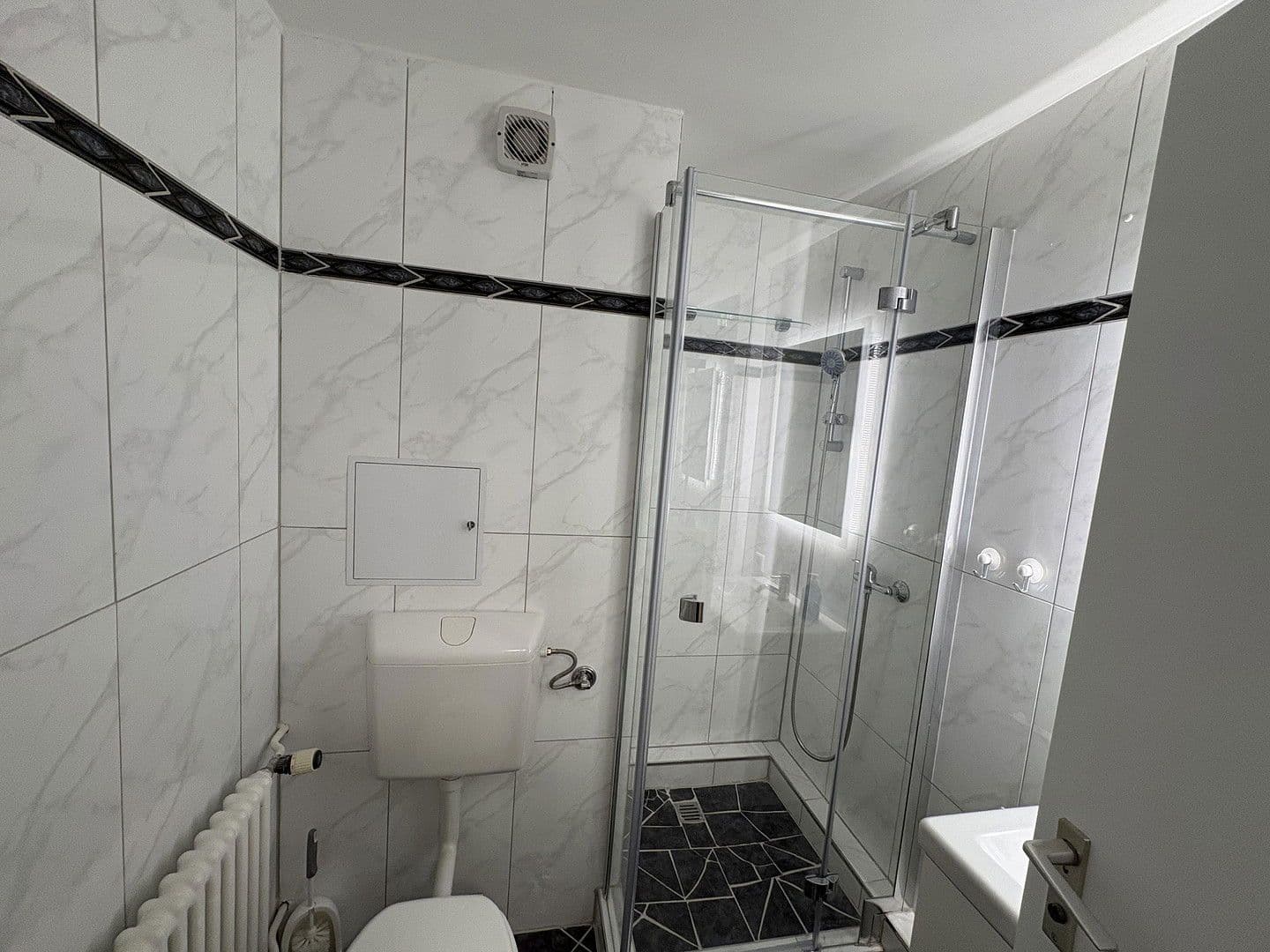 Prenájom bytu 1-izbový 55 m², Tiergartenstraße 29, Böblingen, Bádensko-Wurttembersko Prenájom bytu 1-izbový 55 m², Tiergartenstraße 29, Böblingen, Bádensko-Wurttembersko