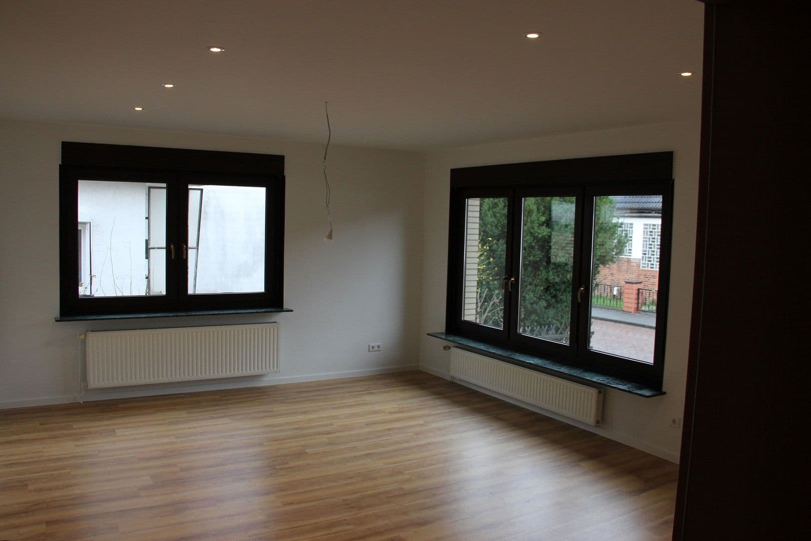 Prenájom domu 145 m², pozemek 1.000 m², Hannover, Dolné Sasko Prenájom domu 145 m², pozemek 1.000 m², Hannover, Dolné Sasko