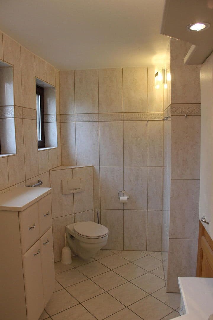 Prenájom domu 145 m², pozemek 1.000 m², Hannover, Dolné Sasko Prenájom domu 145 m², pozemek 1.000 m², Hannover, Dolné Sasko