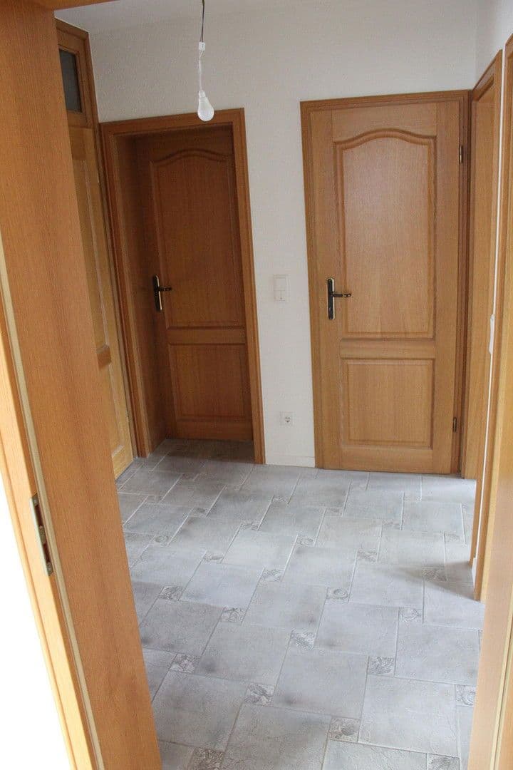 Prenájom domu 145 m², pozemek 1.000 m², Hannover, Dolné Sasko Prenájom domu 145 m², pozemek 1.000 m², Hannover, Dolné Sasko