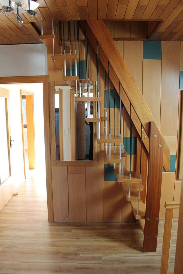 Prenájom domu 145 m², pozemek 1.000 m², Hannover, Dolné Sasko Prenájom domu 145 m², pozemek 1.000 m², Hannover, Dolné Sasko