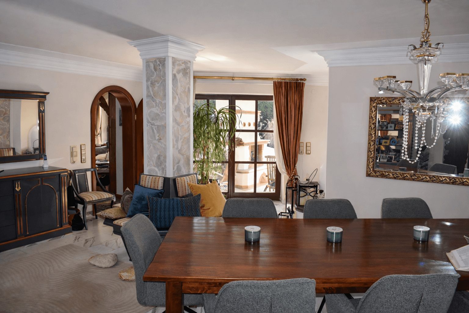 Predaj domu 278 m², pozemek 679 m², Neusäß, Bavorsko Predaj domu 278 m², pozemek 679 m², Neusäß, Bavorsko