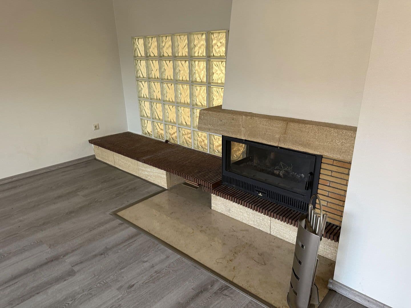 Predaj domu 134 m², pozemek 370 m², Halstenbek, Šlezvicko-Holštajnsko Predaj domu 134 m², pozemek 370 m², Halstenbek, Šlezvicko-Holštajnsko